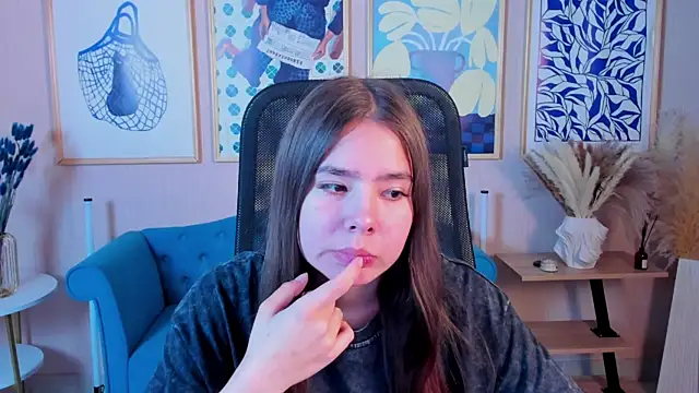 SayaHeartnet's Live XXX Chat