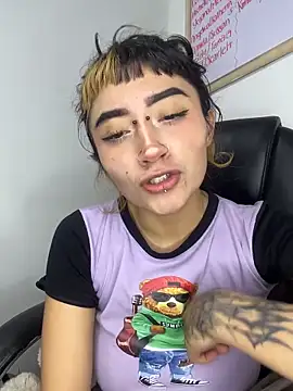 baby_akuma's Live XXX Chat