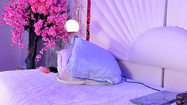 VesperVelvet élő XXX-chatje