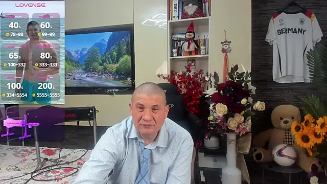 دردشة SpartacusDaddy48 الجنسية المباشرة