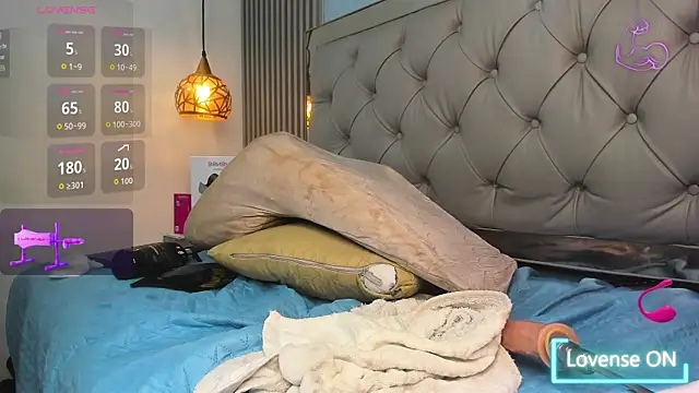 Ethanx18_ Chat XXX in diretta