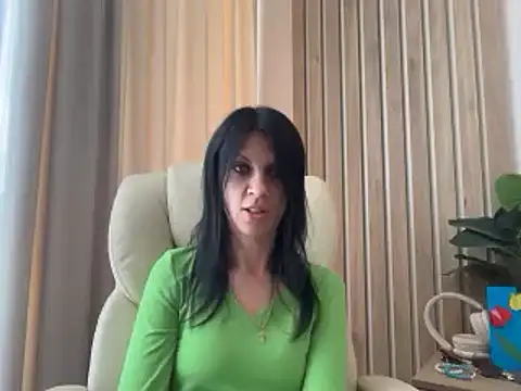 InjaAtHome's Live XXX Chat