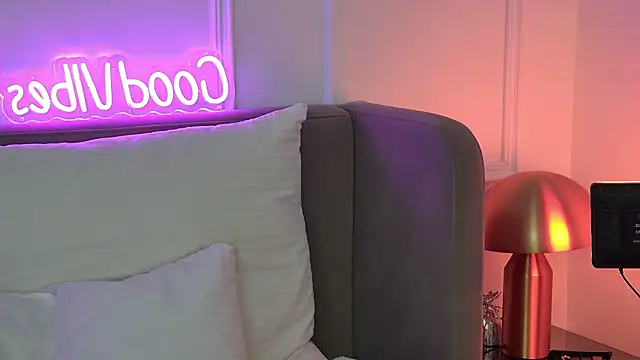 MeganStraneのライブXXXチャット