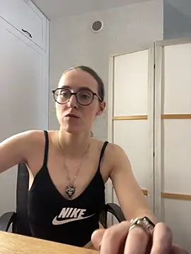 MartiniiSelenna Chat XXX in diretta