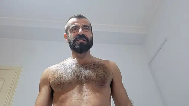 hairycerberus' Live XXX Chat