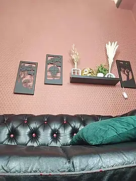 MickeQuinee Live XXX Chat