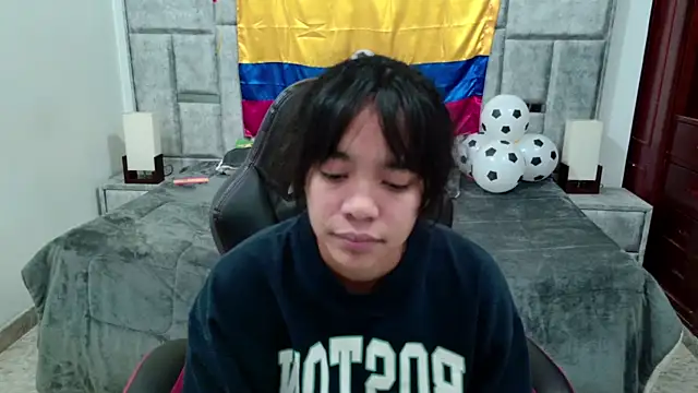 Chat XXX en directo de laureentt_