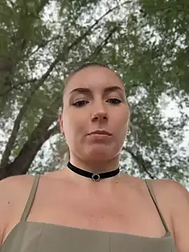 Chatroom XXX en direct de Crazy-Rosa