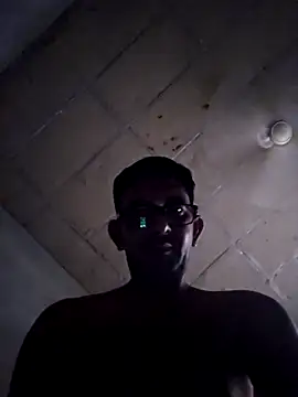 XXX chat uživo modela HomeServic-e_Boy