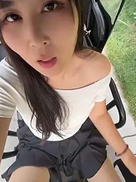 FannywellのライブXXXチャット