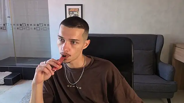 Chat XXX en directo de KaydenDrew