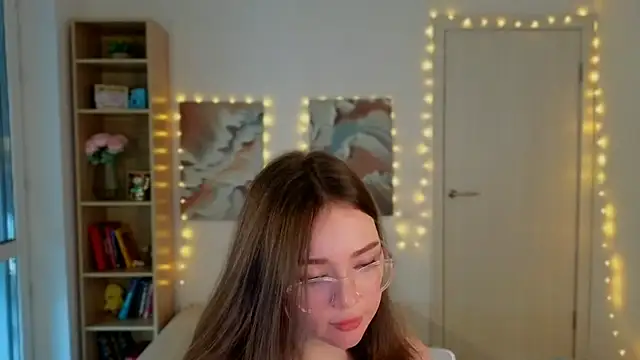 Chat +18 de MilenaSaint ao vivo