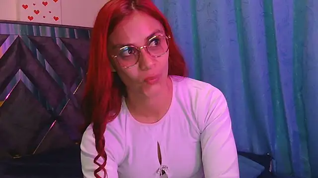 tinny_emiily Chat XXX in diretta