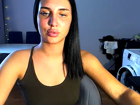imvika's Live XXX Chat