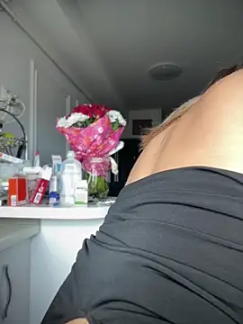 HotXMom_'s Live XXX Chat