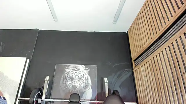 XXX chat uživo modela Yeidonn