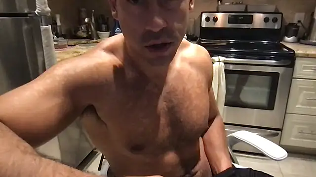 Chatroom XXX en direct de BigGuyMuscle
