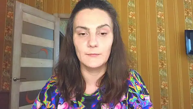 XXX chat uživo modela warm_pearl