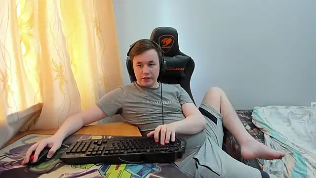 iliaskrislove Chat XXX in diretta