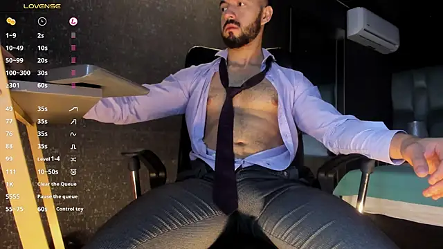 Онлайн чат XXX MarkWalker__