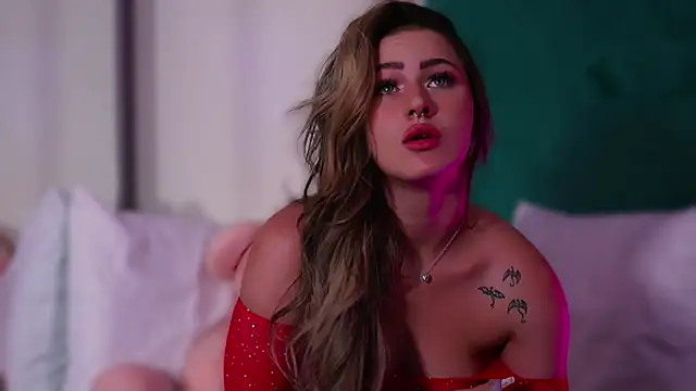 צ'אט XXX בשידור חי של LucyLextonX