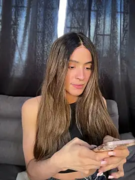 Chatroom XXX en direct de Lottus_fire