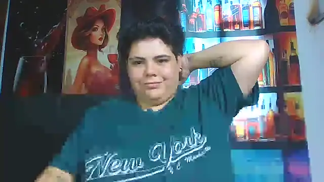 Hailey_Curvy élő XXX-chatje