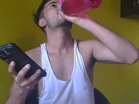Czat XXX na żywo – Stubborndesiboy