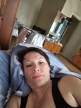 _lady_red_ 网络视讯表演