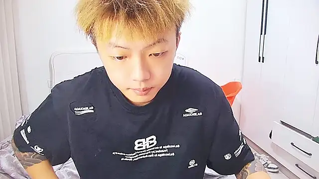 Chat XXX Live Chocolates-001