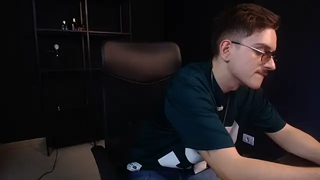 FelixStarkk Live XXX Chat