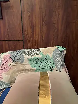 SURBHI__9 라이브 XXX 채팅