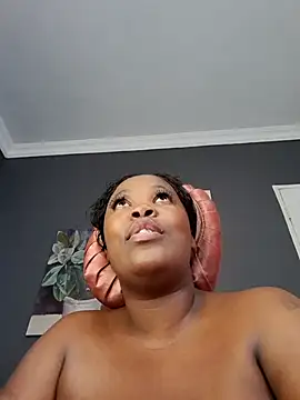 SWEETDOLLY29XX's Live XXX Chat