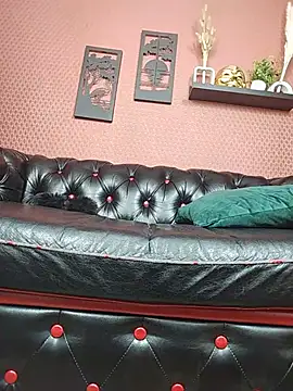 Chat +18 de MickeQuinee ao vivo