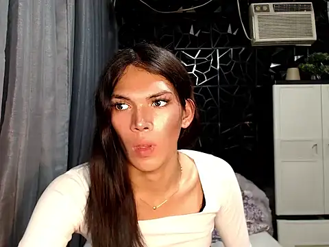 GORGEOUS_CARMEE's Live XXX Chat