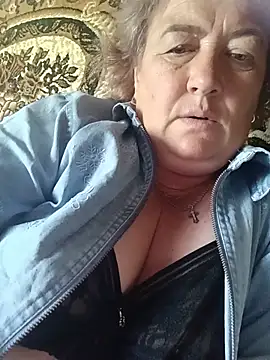 NikaLove49011 Adlı Modelin Canlı XXX Sohbeti