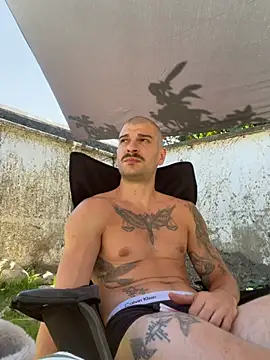 Chat +18 de Greyoff ao vivo