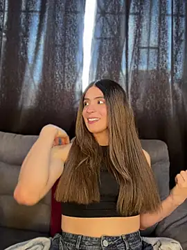 XXX chat uživo modela Lottus_fire