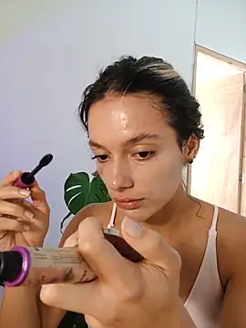 karenarango XXX чат на живо