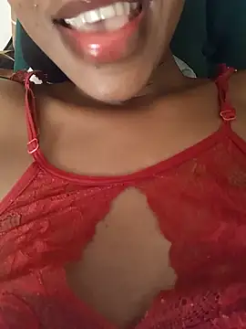 Chat XXX ao vivo de chalie_roy