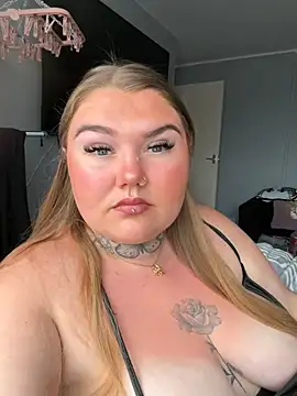 BeeMay22's Live XXX Chat