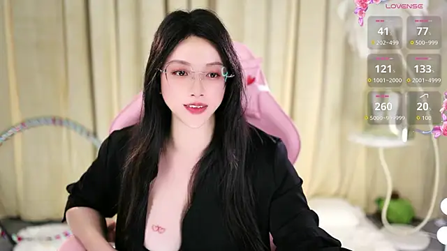 Ciccc-MM's Live XXX Chat