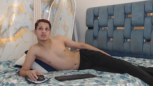 GREAT_BALLS Adlı Modelin Canlı XXX Sohbeti