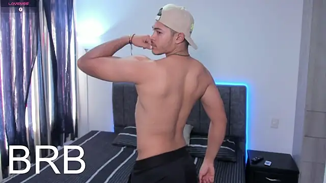 Iamdylan777's Live XXX Chat