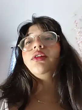 Živý XXX chat Kuutar