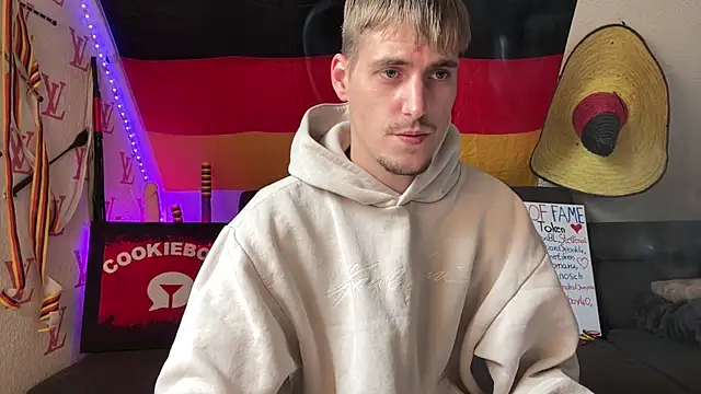 XXX chat uživo modela Cookieboy88