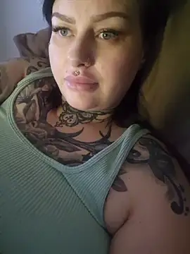 _VelvetAura_'s Live XXX Chat