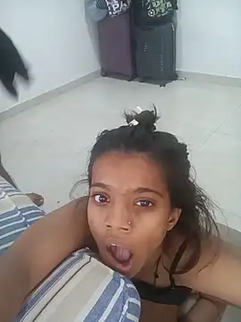 Osam_Cpl লাইভ XXX চ্যাট