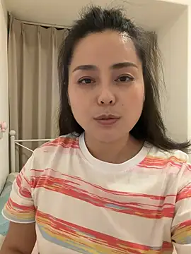 orangeoneday's Live XXX Chat