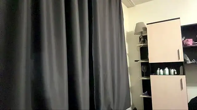 AquilineOritesn Live XXX chat